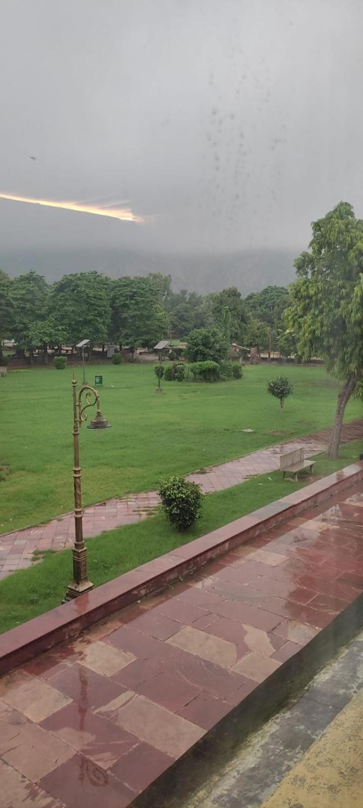 Sukh Sagar Hotel Divisione di Divisione di Jaipur Esterno foto